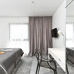Omnia Mit Whirlpool By Interhome Ferienhaus Zadar