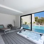 Omnia Mit Whirlpool By Interhome Ferienhaus