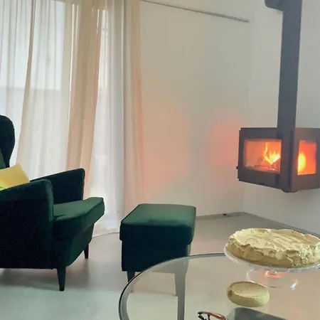 Omnia Mit Whirlpool By Interhome بيت للعطل زادار